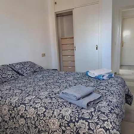 Apartment With Sea View In