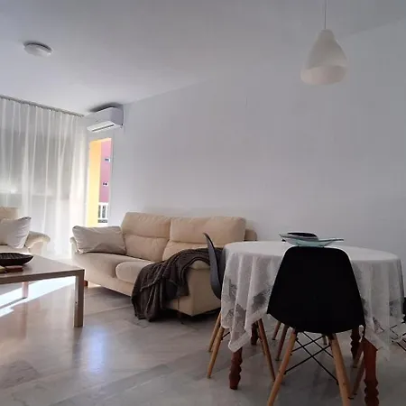 Appartamento With Sea View In Torremolinos